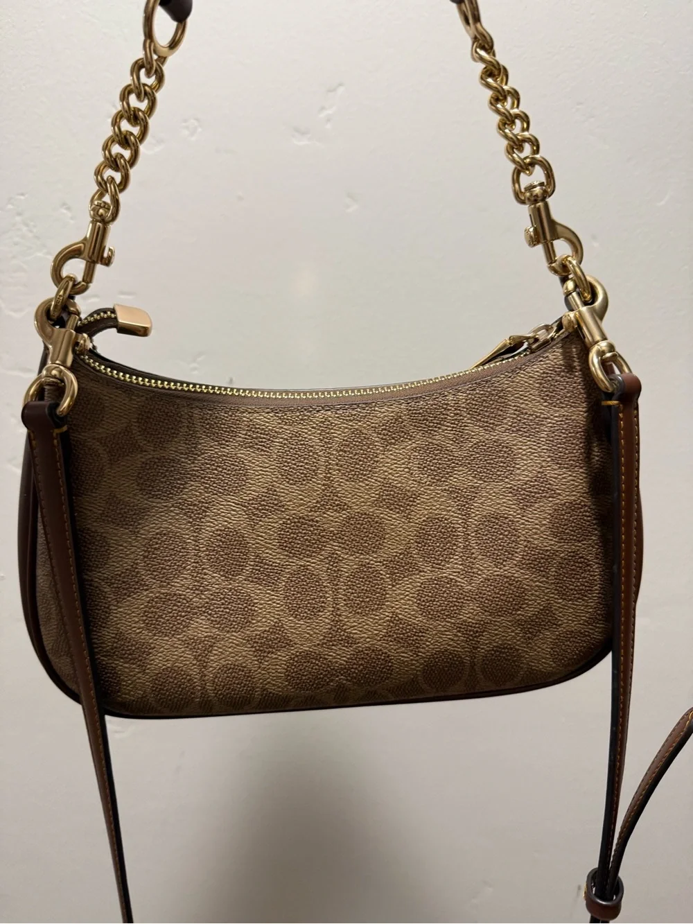 Coach shoulder bag